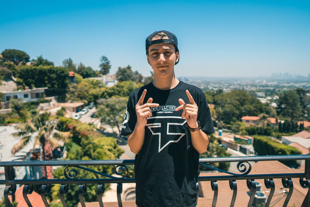 tsm cloakzy net worth - Ilustrasi 2
